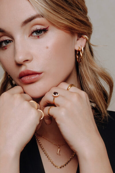 Hanna Gumpinger for EVE’s Jewelery